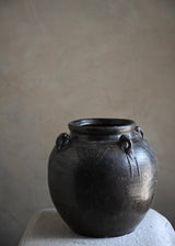 Obsidian Handle Pot