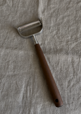 Vegetable and Fruit Peeler