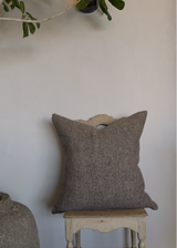 Winters Pillow, Brown 23" x 23"