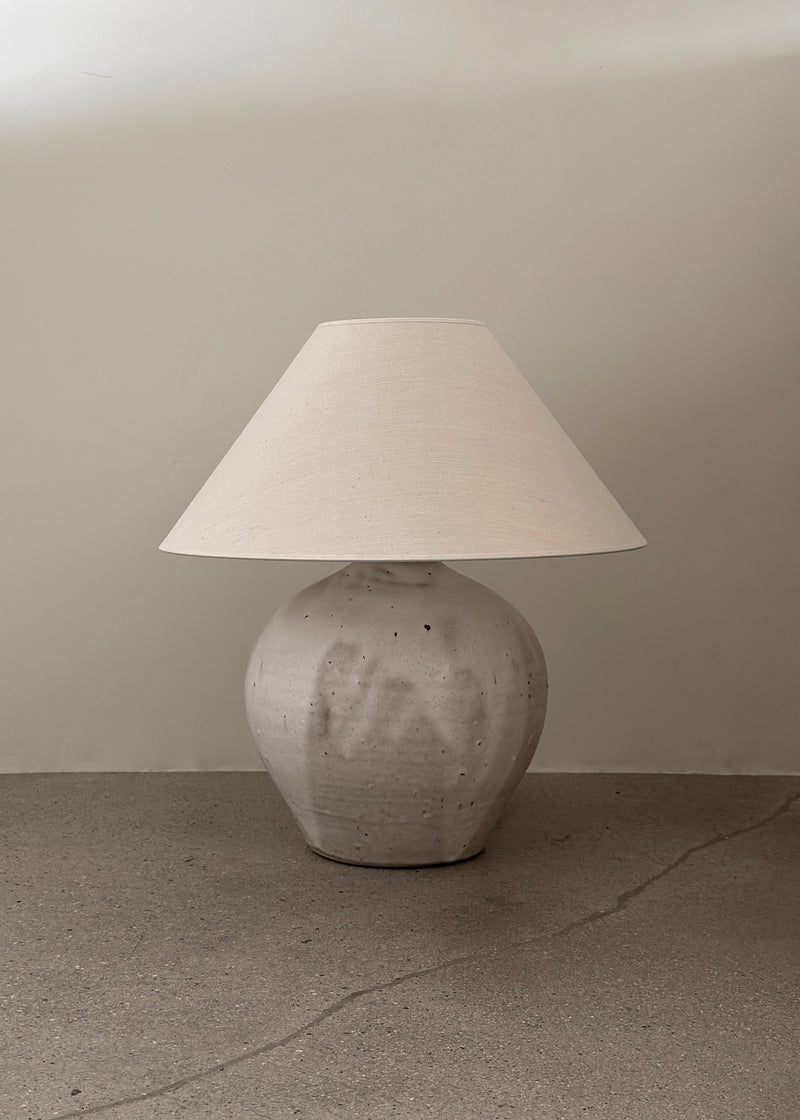 Brut Mega Table Lamp