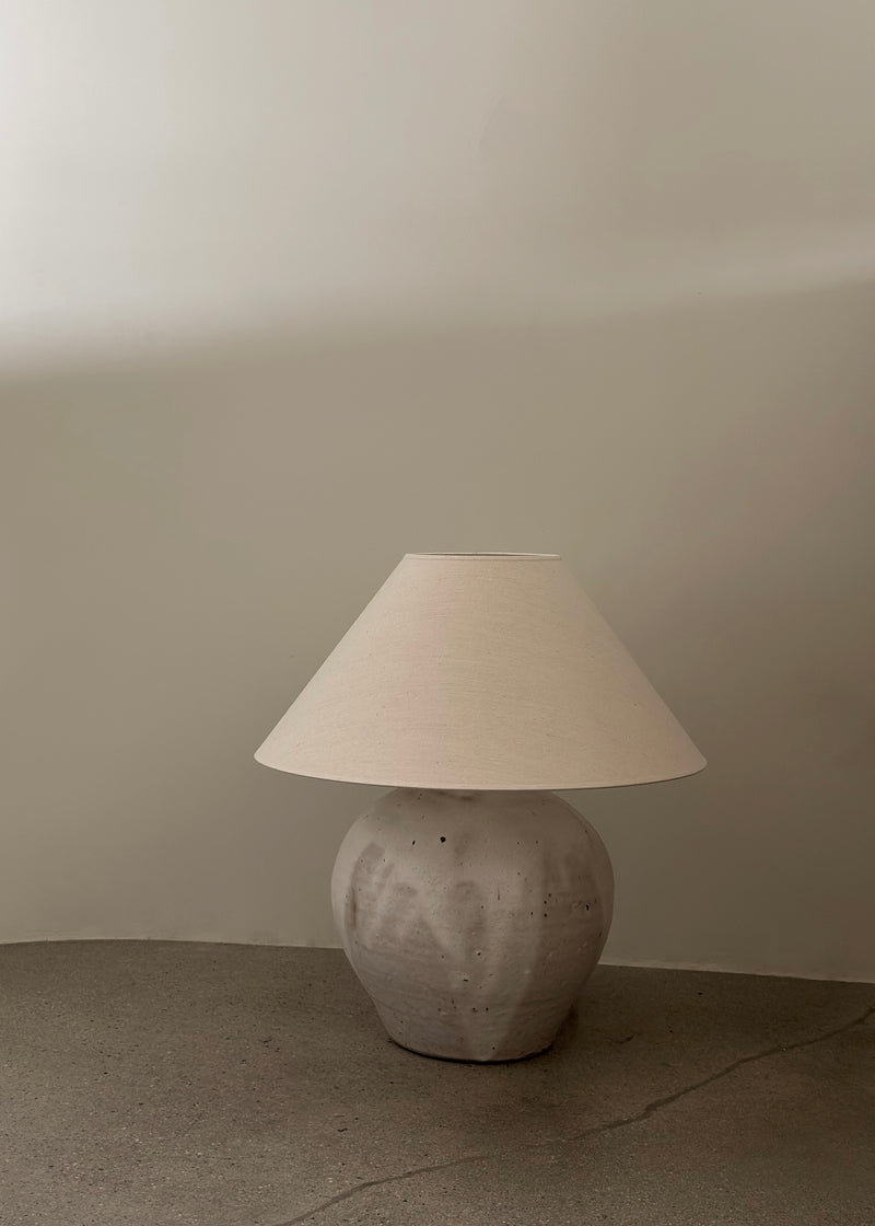 Brut Mega Table Lamp