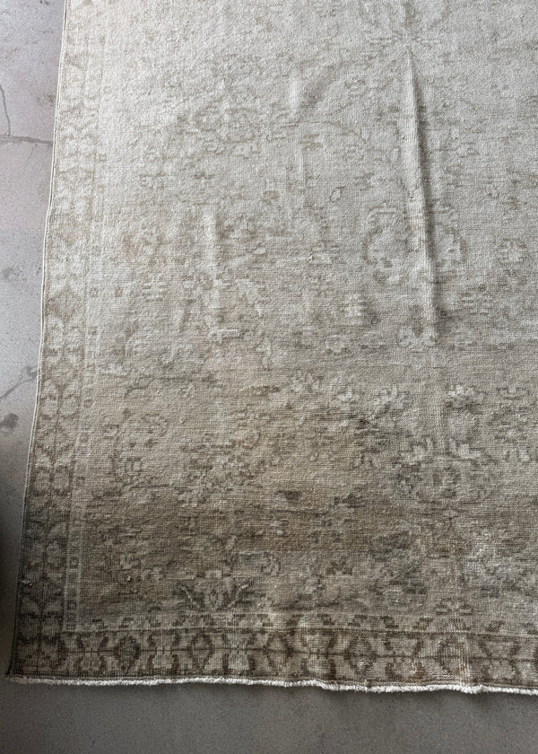 Turkish Anatolian Rug 6' 4" x 9' 8 "