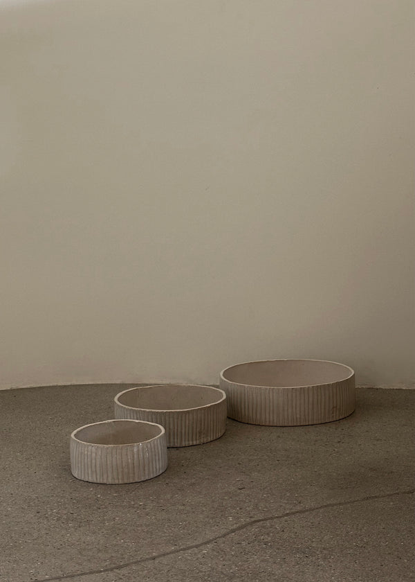 Ribbed Serving Bowl, Large