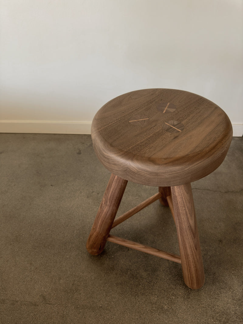 Moo Counter Stool - Walnut