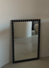 Ebony Bob Mirror, Medium
