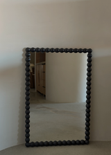 Ebony Bob Mirror, Medium