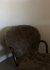 Clam Chair, Sheepskin Sahara / Walnut