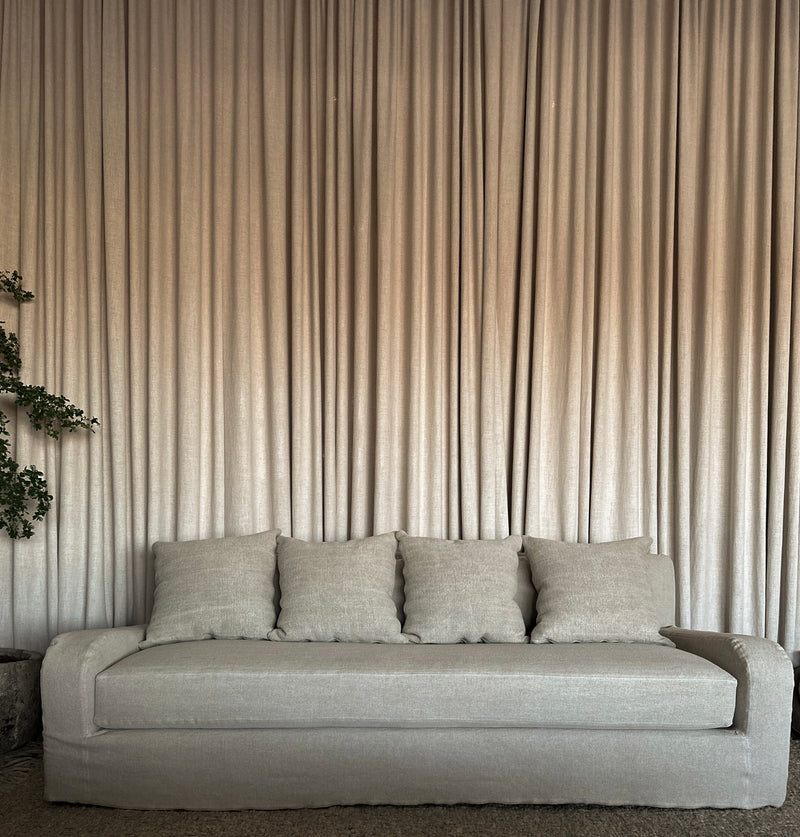 Sloane Sofa, Kalahari Flax