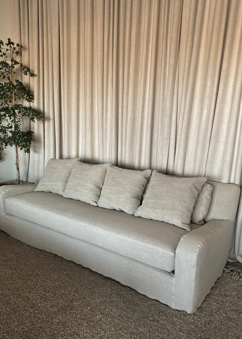 Sloane Sofa, Kalahari Flax