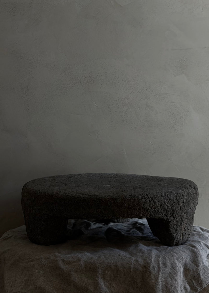 Rustic Stone Riser Decor Vintage Stone Riser Small – Lolointeriors