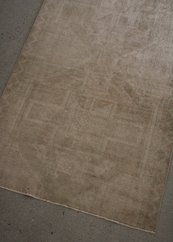 vintage anatolian runner  3'.6" x 9'2"