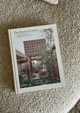 The House of Green: Natural Homes and Biophilic Architecture