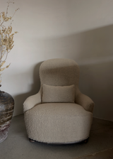 Maevis Chair