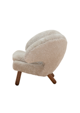Pelican Chair