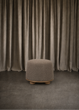 Sabine Ottoman, Saxon Mink