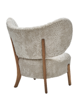 MAZO TMBO Lounge Chair, Natural Oiled Oak / Sheepskin Moonlight