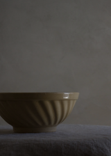 Vintage Ridge Bowl