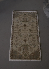 Taspinad Vintage Turkish Rug, 1’5” x 2’1”