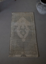 Taspinad Vintage Turkish Rug, 1’ 7” x 3’ 6”