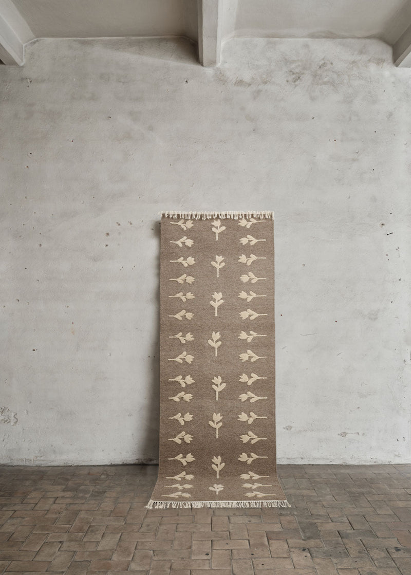 Colonnade no.9 - 2.8' x 7.9'